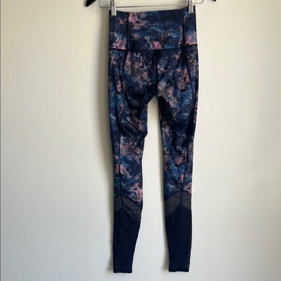 Lululemon If You're Lucky Pant Full-On Luxtreme - S - Picture 3 of 12